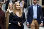 Amsterdam 17 april 2027
Prinses Amalia bezoekt op uitnodiging van Burgemeester Femke Halsema diverse plekken in Amsterdam waaronder os de Zeedijk / wallen .