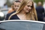 Amsterdam 17 april 2027
Prinses Amalia bezoekt op uitnodiging van Burgemeester Femke Halsema diverse plekken in Amsterdam waaronder os de Zeedijk / wallen .