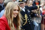 Dokkum 27 april 2026
Koningsdag is dit jaar in Dokkum . Namens de koninklijke familie zijn aanwezig : Koning Willem Alexander Koningin Maxima Prinses Amalia Prinses Alexia Prinses Ariane Prins Constantijn Prinses Laurentien Prins Maurits Prinses Marilene Prins Bernhard Prins Floris Prinses Aimee Prins Pieter Christiaan en Prinses Anita .