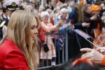 Dokkum 27 april 2026
Koningsdag is dit jaar in Dokkum . Namens de koninklijke familie zijn aanwezig : Koning Willem Alexander Koningin Maxima Prinses Amalia Prinses Alexia Prinses Ariane Prins Constantijn Prinses Laurentien Prins Maurits Prinses Marilene Prins Bernhard Prins Floris Prinses Aimee Prins Pieter Christiaan en Prinses Anita .
