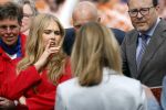 Dokkum 27 april 2026
Koningsdag is dit jaar in Dokkum . Namens de koninklijke familie zijn aanwezig : Koning Willem Alexander Koningin Maxima Prinses Amalia Prinses Alexia Prinses Ariane Prins Constantijn Prinses Laurentien Prins Maurits Prinses Marilene Prins Bernhard Prins Floris Prinses Aimee Prins Pieter Christiaan en Prinses Anita .