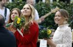 Dokkum 27 april 2026
Koningsdag is dit jaar in Dokkum . Namens de koninklijke familie zijn aanwezig : Koning Willem Alexander Koningin Maxima Prinses Amalia Prinses Alexia Prinses Ariane Prins Constantijn Prinses Laurentien Prins Maurits Prinses Marilene Prins Bernhard Prins Floris Prinses Aimee Prins Pieter Christiaan en Prinses Anita .