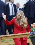 Dokkum 27 april 2026
Koningsdag is dit jaar in Dokkum . Namens de koninklijke familie zijn aanwezig : Koning Willem Alexander Koningin Maxima Prinses Amalia Prinses Alexia Prinses Ariane Prins Constantijn Prinses Laurentien Prins Maurits Prinses Marilene Prins Bernhard Prins Floris Prinses Aimee Prins Pieter Christiaan en Prinses Anita .