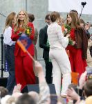Dokkum 27 april 2026
Koningsdag is dit jaar in Dokkum . Namens de koninklijke familie zijn aanwezig : Koning Willem Alexander Koningin Maxima Prinses Amalia Prinses Alexia Prinses Ariane Prins Constantijn Prinses Laurentien Prins Maurits Prinses Marilene Prins Bernhard Prins Floris Prinses Aimee Prins Pieter Christiaan en Prinses Anita .