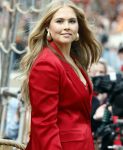 Dokkum 27 april 2026
Koningsdag is dit jaar in Dokkum . Namens de koninklijke familie zijn aanwezig : Koning Willem Alexander Koningin Maxima Prinses Amalia Prinses Alexia Prinses Ariane Prins Constantijn Prinses Laurentien Prins Maurits Prinses Marilene Prins Bernhard Prins Floris Prinses Aimee Prins Pieter Christiaan en Prinses Anita .