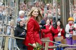 Dokkum 27 april 2026
Koningsdag is dit jaar in Dokkum . Namens de koninklijke familie zijn aanwezig : Koning Willem Alexander Koningin Maxima Prinses Amalia Prinses Alexia Prinses Ariane Prins Constantijn Prinses Laurentien Prins Maurits Prinses Marilene Prins Bernhard Prins Floris Prinses Aimee Prins Pieter Christiaan en Prinses Anita .