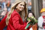 Dokkum 27 april 2026
Koningsdag is dit jaar in Dokkum . Namens de koninklijke familie zijn aanwezig : Koning Willem Alexander Koningin Maxima Prinses Amalia Prinses Alexia Prinses Ariane Prins Constantijn Prinses Laurentien Prins Maurits Prinses Marilene Prins Bernhard Prins Floris Prinses Aimee Prins Pieter Christiaan en Prinses Anita .