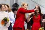 Dokkum 27 april 2026
Koningsdag is dit jaar in Dokkum . Namens de koninklijke familie zijn aanwezig : Koning Willem Alexander Koningin Maxima Prinses Amalia Prinses Alexia Prinses Ariane Prins Constantijn Prinses Laurentien Prins Maurits Prinses Marilene Prins Bernhard Prins Floris Prinses Aimee Prins Pieter Christiaan en Prinses Anita .