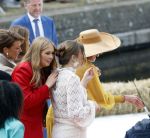 Dokkum 27 april 2026
Koningsdag is dit jaar in Dokkum . Namens de koninklijke familie zijn aanwezig : Koning Willem Alexander Koningin Maxima Prinses Amalia Prinses Alexia Prinses Ariane Prins Constantijn Prinses Laurentien Prins Maurits Prinses Marilene Prins Bernhard Prins Floris Prinses Aimee Prins Pieter Christiaan en Prinses Anita .
