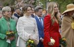 Dokkum 27 april 2026
Koningsdag is dit jaar in Dokkum . Namens de koninklijke familie zijn aanwezig : Koning Willem Alexander Koningin Maxima Prinses Amalia Prinses Alexia Prinses Ariane Prins Constantijn Prinses Laurentien Prins Maurits Prinses Marilene Prins Bernhard Prins Floris Prinses Aimee Prins Pieter Christiaan en Prinses Anita . Jens v t Wout en Melle v t Wout