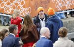 Dokkum 27 april 2026
Koningsdag is dit jaar in Dokkum . Namens de koninklijke familie zijn aanwezig : Koning Willem Alexander Koningin Maxima Prinses Amalia Prinses Alexia Prinses Ariane Prins Constantijn Prinses Laurentien Prins Maurits Prinses Marilene Prins Bernhard Prins Floris Prinses Aimee Prins Pieter Christiaan en Prinses Anita . Jens v t Wout en Melle v t Wout