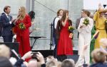 Dokkum 27 april 2026
Koningsdag is dit jaar in Dokkum . Namens de koninklijke familie zijn aanwezig : Koning Willem Alexander Koningin Maxima Prinses Amalia Prinses Alexia Prinses Ariane Prins Constantijn Prinses Laurentien Prins Maurits Prinses Marilene Prins Bernhard Prins Floris Prinses Aimee Prins Pieter Christiaan en Prinses Anita .