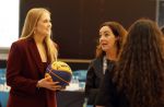 Amsterdam 16 april 2026
Prinses Amalia is op uitnodiging van Burgemeester Femke Halsema 2 dagen op tour door Amsterdam.
