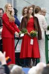 Dokkum 27 april 2026
Koningsdag is dit jaar in Dokkum . Namens de koninklijke familie zijn aanwezig : Koning Willem Alexander Koningin Maxima Prinses Amalia Prinses Alexia Prinses Ariane Prins Constantijn Prinses Laurentien Prins Maurits Prinses Marilene Prins Bernhard Prins Floris Prinses Aimee Prins Pieter Christiaan en Prinses Anita .