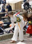 Dokkum 27 april 2026
Koningsdag is dit jaar in Dokkum . Namens de koninklijke familie zijn aanwezig : Koning Willem Alexander Koningin Maxima Prinses Amalia Prinses Alexia Prinses Ariane Prins Constantijn Prinses Laurentien Prins Maurits Prinses Marilene Prins Bernhard Prins Floris Prinses Aimee Prins Pieter Christiaan en Prinses Anita .