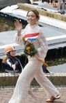Dokkum 27 april 2026
Koningsdag is dit jaar in Dokkum . Namens de koninklijke familie zijn aanwezig : Koning Willem Alexander Koningin Maxima Prinses Amalia Prinses Alexia Prinses Ariane Prins Constantijn Prinses Laurentien Prins Maurits Prinses Marilene Prins Bernhard Prins Floris Prinses Aimee Prins Pieter Christiaan en Prinses Anita .