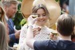 Dokkum 27 april 2026
Koningsdag is dit jaar in Dokkum . Namens de koninklijke familie zijn aanwezig : Koning Willem Alexander Koningin Maxima Prinses Amalia Prinses Alexia Prinses Ariane Prins Constantijn Prinses Laurentien Prins Maurits Prinses Marilene Prins Bernhard Prins Floris Prinses Aimee Prins Pieter Christiaan en Prinses Anita .