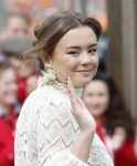 Dokkum 27 april 2026
Koningsdag is dit jaar in Dokkum . Namens de koninklijke familie zijn aanwezig : Koning Willem Alexander Koningin Maxima Prinses Amalia Prinses Alexia Prinses Ariane Prins Constantijn Prinses Laurentien Prins Maurits Prinses Marilene Prins Bernhard Prins Floris Prinses Aimee Prins Pieter Christiaan en Prinses Anita .