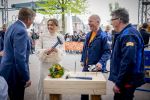Dokkum 27 april 2026
Koningsdag is dit jaar in Dokkum . Namens de koninklijke familie zijn aanwezig : Koning Willem Alexander Koningin Maxima Prinses Amalia Prinses Alexia Prinses Ariane Prins Constantijn Prinses Laurentien Prins Maurits Prinses Marilene Prins Bernhard Prins Floris Prinses Aimee Prins Pieter Christiaan en Prinses Anita .