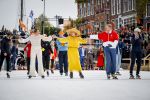 Dokkum 27 april 2026
Koningsdag is dit jaar in Dokkum . Namens de koninklijke familie zijn aanwezig : Koning Willem Alexander Koningin Maxima Prinses Amalia Prinses Alexia Prinses Ariane Prins Constantijn Prinses Laurentien Prins Maurits Prinses Marilene Prins Bernhard Prins Floris Prinses Aimee Prins Pieter Christiaan en Prinses Anita .