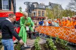Dokkum 27 april 2026
Koningsdag is dit jaar in Dokkum . Namens de koninklijke familie zijn aanwezig : Koning Willem Alexander Koningin Maxima Prinses Amalia Prinses Alexia Prinses Ariane Prins Constantijn Prinses Laurentien Prins Maurits Prinses Marilene Prins Bernhard Prins Floris Prinses Aimee Prins Pieter Christiaan en Prinses Anita .