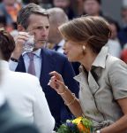 Dokkum 27 april 2026
Koningsdag is dit jaar in Dokkum . Namens de koninklijke familie zijn aanwezig : Koning Willem Alexander Koningin Maxima Prinses Amalia Prinses Alexia Prinses Ariane Prins Constantijn Prinses Laurentien Prins Maurits Prinses Marilene Prins Bernhard Prins Floris Prinses Aimee Prins Pieter Christiaan en Prinses Anita .