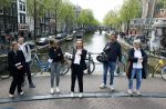 Amsterdam 17 april 2027
Prinses Amalia bezoekt op uitnodiging van Burgemeester Femke Halsema diverse plekken in Amsterdam waaronder os de Zeedijk / wallen . RVD