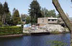 Amsterdam 29 april 2026
Rico Verhoeven laat in Amsterdam West aan het water een villa / huis bouwen .