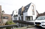 Vinkeveen 1 april 2026
Ik Vinkeveen wonen meerdere volkszangers / zangers . Oa Frank v Etten Robert Leroy Tino Martin en Yves Berendse