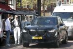 Amsterdam 21 april 2026
Robert Leroy komt zijn zoon tegen op de cornelis schuytstraat