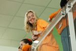 Zeewolde 17 april 2026
Samantha Charrak met zoontje bij koningsspelen met Koning Willem Alexander