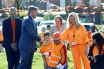 Zeewolde 17 april 2026
Samantha Charrak met zoontje bij koningsspelen met Koning Willem Alexander