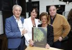 Zwolle 13 april 2026
Boekpresentatie een ode aan Jonnie Boer bij de Librije . Therese Boer en hun kinderen Jimmie Boer en Isabelle Boer waren natuurlijk aanwezig . Therese Boer met vader moeder en broer
