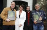 Zwolle 13 april 2026
Boekpresentatie een ode aan Jonnie Boer bij de Librije . Therese Boer en hun kinderen Jimmie Boer en Isabelle Boer waren natuurlijk aanwezig . Therese Boer met broer en zwager