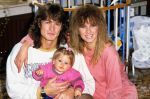 1985
Dolly Dot Anita Heilker met haar man Ton Blanker en hun dochtertje