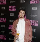 Amsterdam 23 april 2026
Premiere Truly Naked in VondelCS.