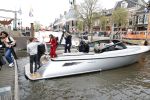 Dokkum 27 april 2026
Koningsdag is dit jaar in Dokkum . Namens de koninklijke familie zijn aanwezig : Koning Willem Alexander Koningin Maxima Prinses Amalia Prinses Alexia Prinses Ariane Prins Constantijn Prinses Laurentien Prins Maurits Prinses Marilene Prins Bernhard Prins Floris Prinses Aimee Prins Pieter Christiaan en Prinses Anita . De pers werd met een Wajer yacht vervoerd