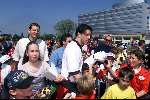 3 mei 1999
Eerste Junior Clubdag bij PSV
Ruud v Nistelrooy deelt handtekeningen uit.