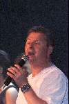 Vlaardingen  7 mei 2000
BZN optreden in schouwburg in Vlaardingen.
Jan Keizer.