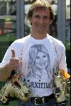 Amsterdam 13 mei 2000
Heropening Olympisch Stadion door Prins Willem Alexander
Johan Vlemmix met gouden skates