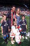 Eindhoven  14 mei 2000
PSV-NEC 2-0
afscheid Luc Nilis met zijn vrouw en kinderen