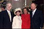 Naarden 27 mei 2000
Afscheidsreceptie Joop vd Ende
Sjoukje Hooymaayer met haar man en Joop v d Ende en Janine vd Ende