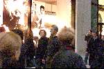 New York 19 november 2000
Winkels op de fifth Avenue

Minister v Aartsen wandeld met zijn vrouw

PETER SMULDERS BV