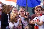 Eindhoven 6 mei 2001
PSV-Heerenveen 3-0
v.l.n.r. vrouw lodewijks, vriendin v nistelrooy, vrouw lodewijks