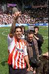 Eindhoven 6 mei 2001
PSV-Heerenveen 3-0
PSV landskampioen.
Ruud v Nistelrooy