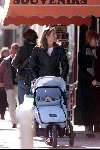 Amsterdam 15 Mei 2001
Vanessa Loudon met haar kind