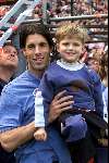 Eindhoven 2 mei 2001
Kleinzoon Willy v d Kerkhof met Ruud v Nistelrooy