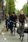 Amsterdam 15 mei 2002
 Ed v Thijn op de fiets met zijn vrouw