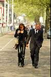 Rotterdam 9 mei 2002
Bloemen en publiek bij afscheid nemen van Pim Fortuyn.
Harry Mens met vriendin