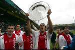 Nijmegen 5 Mei 2002 
NEC-AJAX Kampioenswedstrijd 0-2
MIDO met de kampioensschaal